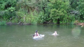 Рейд педагогов и родит.общественности на реку.