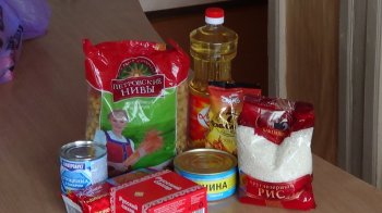 Продуктовые наборы взамен на льготное питание.